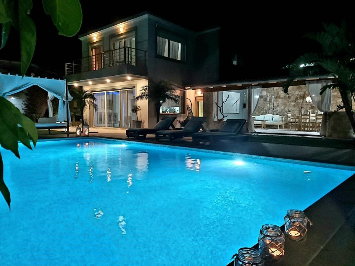 Villa Ioulia Гувес Екстериор снимка